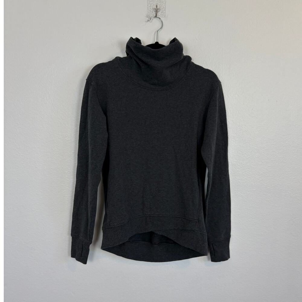Lululemon On the Double Gray Turtleneck Thumb Hole Zip Pockets Pullover 6